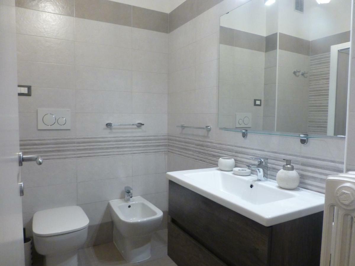 Appartamento Con 2 Camere E Garage Privato! Pádua Exterior foto
