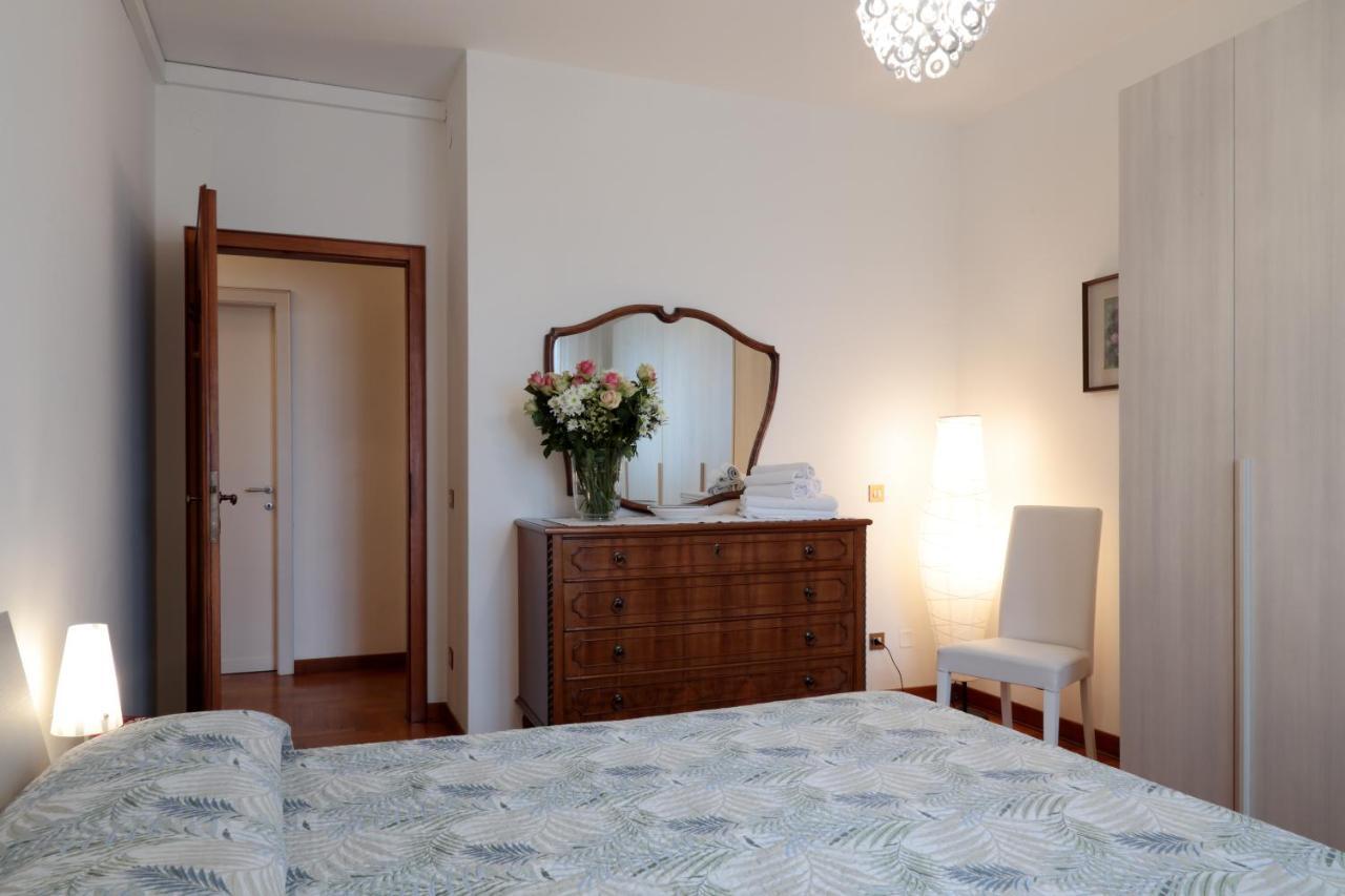 Appartamento Con 2 Camere E Garage Privato! Pádua Exterior foto